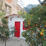 Casa Palazzo A Mare كابري