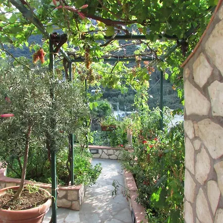 Palazzo A Mare לינה וארוחת בוקר 2*